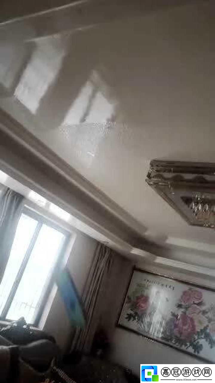 “水簾洞液態奇觀：絲滑瀑布-解密科技魔法”