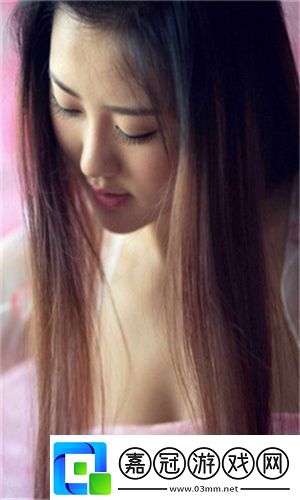 游泳館里的兩個(gè)教練孟月月教學(xué)專業(yè)網(wǎng)友
