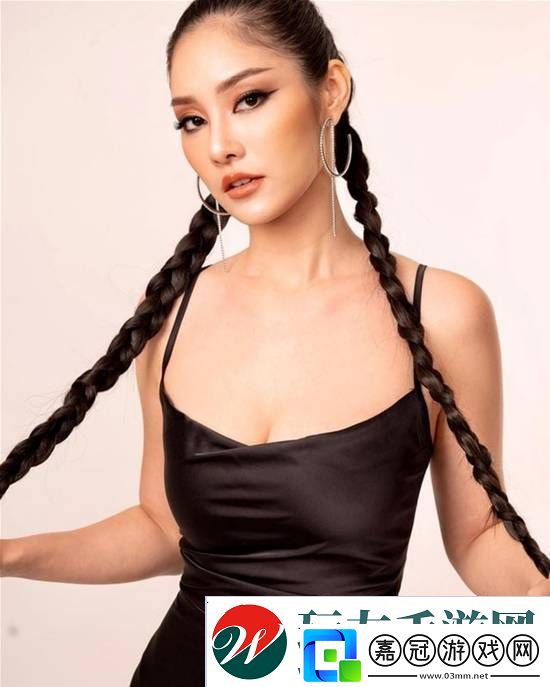 讓人移不開視線的泰國中文老師