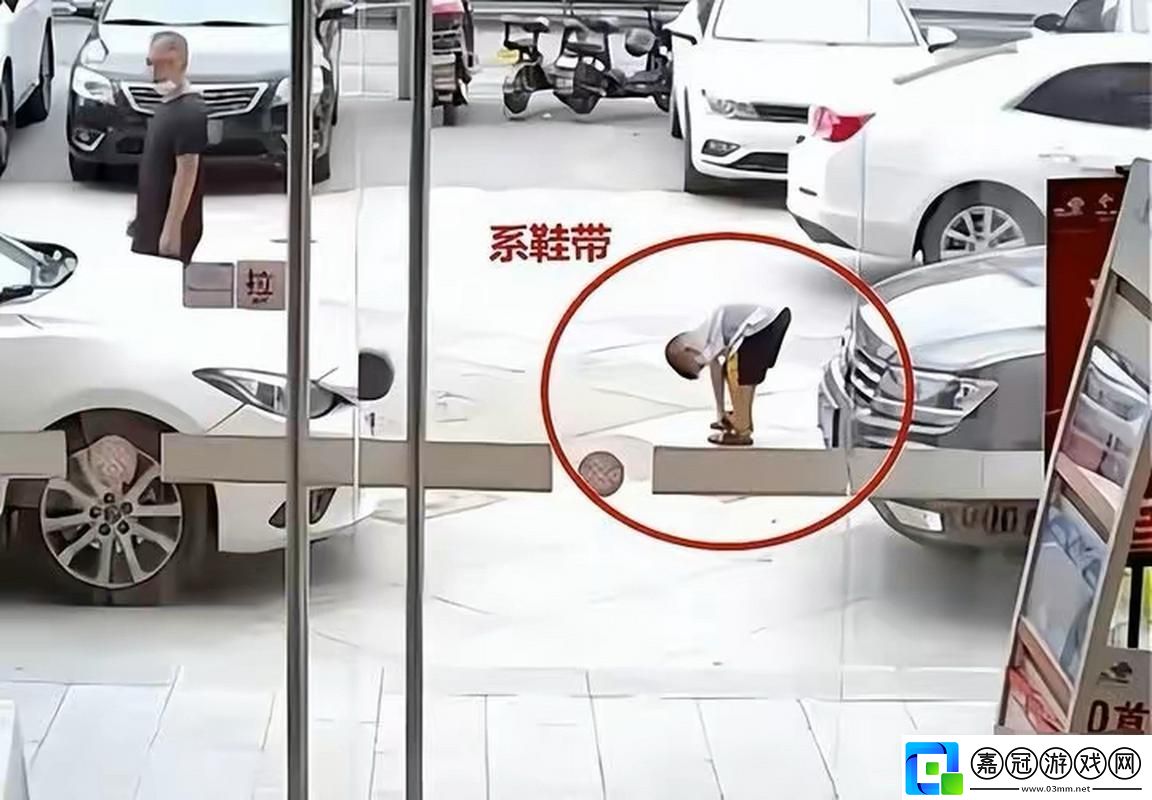 家庭親子互動的溫馨時刻：在車上被兒子一次次日的歡笑