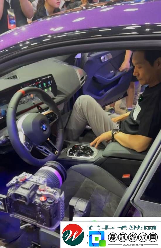 小米第三款車型諜照曝光