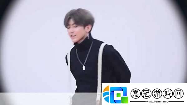 把男坤坤放在女生坤坤男坤坤與女生坤坤的奇妙冒險(xiǎn)之旅